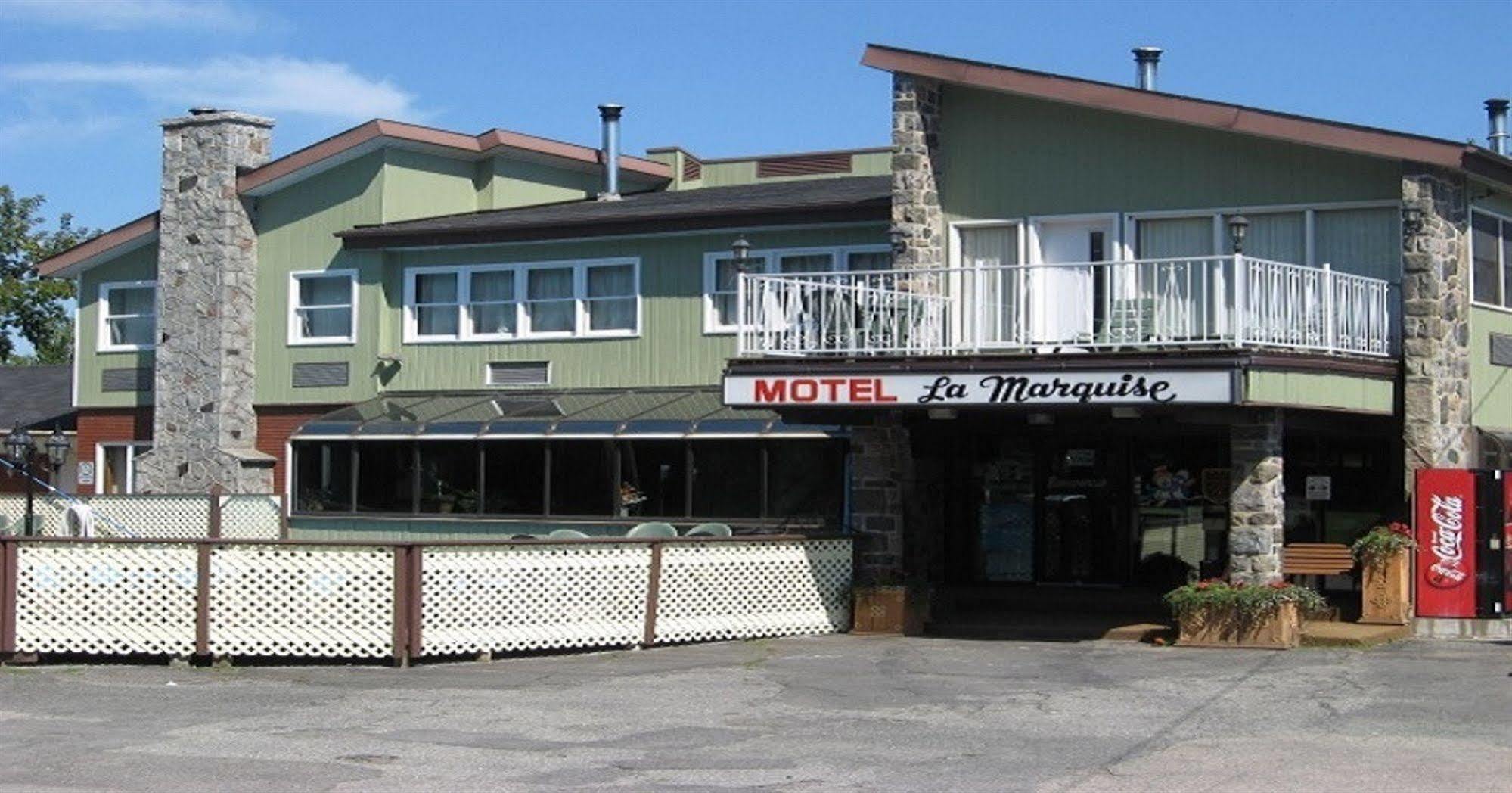 Hotel Motel La Marquise Sherbrooke Exterior photo