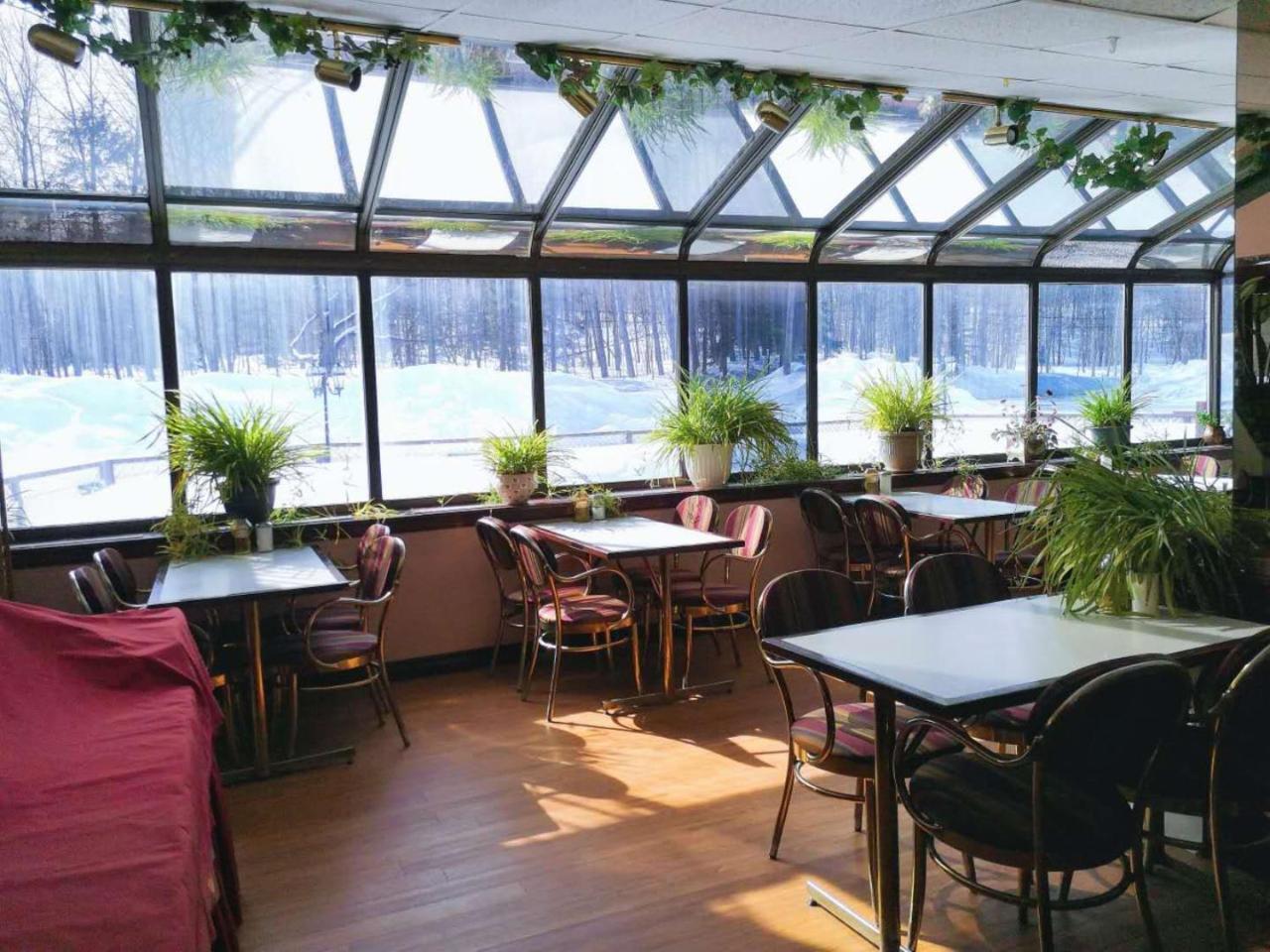 Hotel Motel La Marquise Sherbrooke Exterior photo